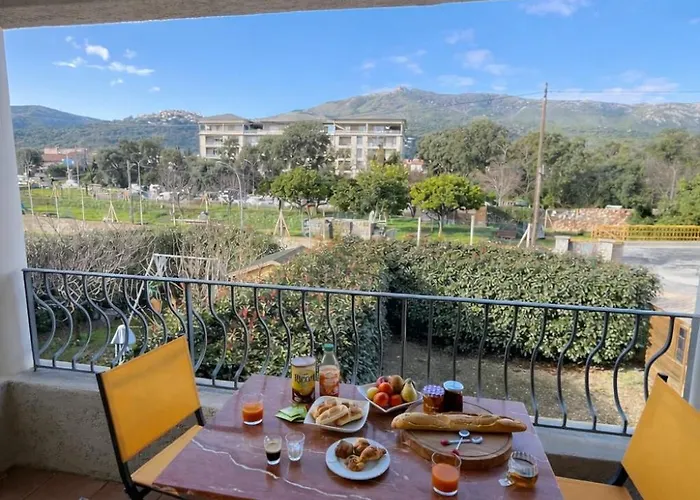 Lägenhet Cosy - Lumineux Avec Terrasse Borgo (Corsica)