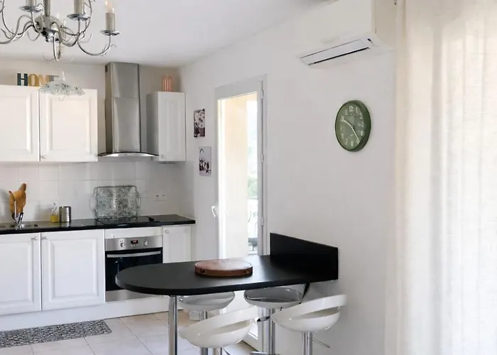 Cosy - Lumineux Avec Terrasse Apartament Borgo (Corsica)