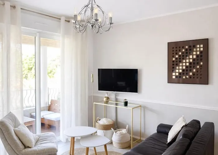 Cosy - Lumineux Avec Terrasse * 博尔戈